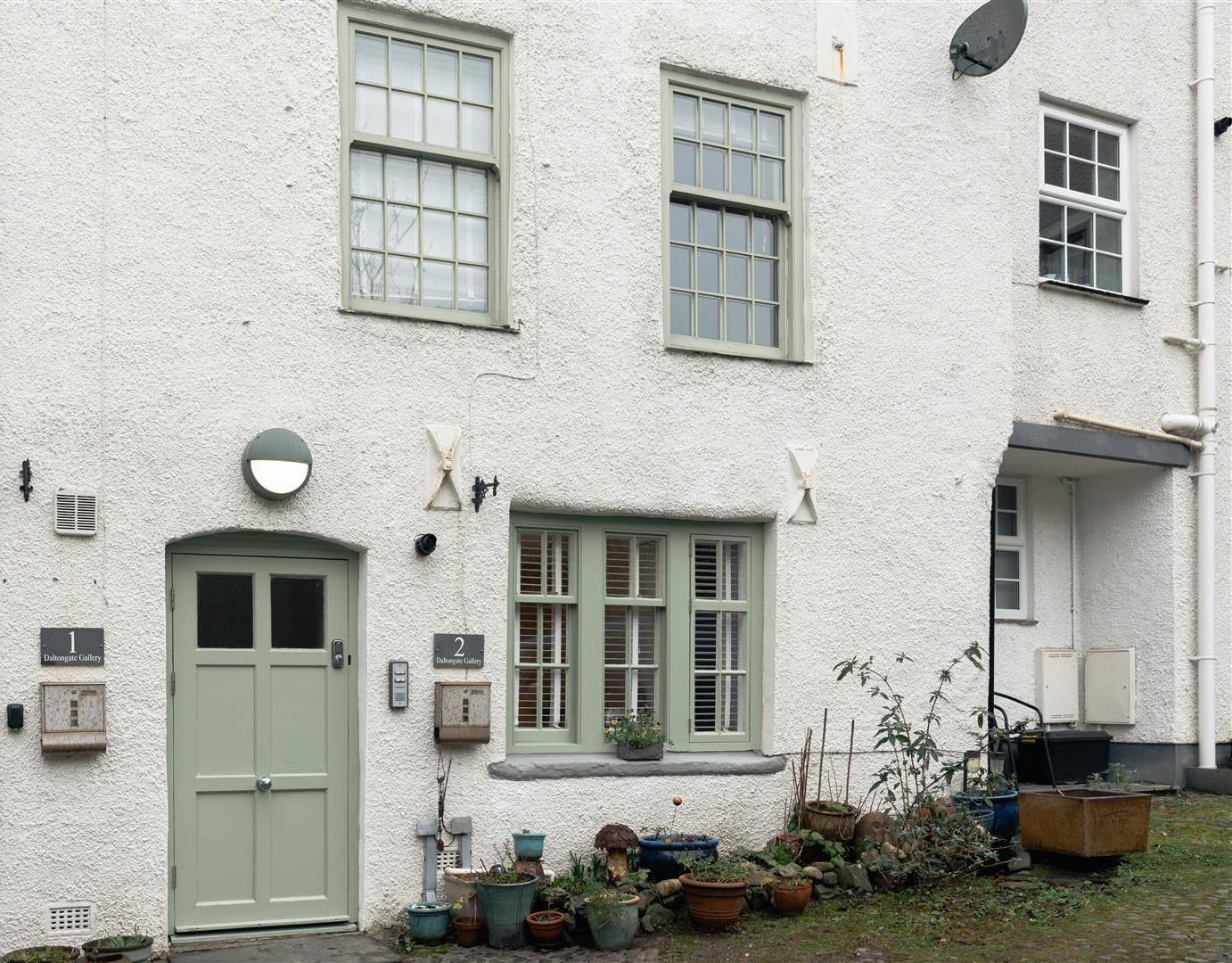 2 Daltongate Gallery